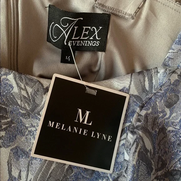 Melanie Lyne Floral Print Dress with Square Neckline - Picture 6 of 17